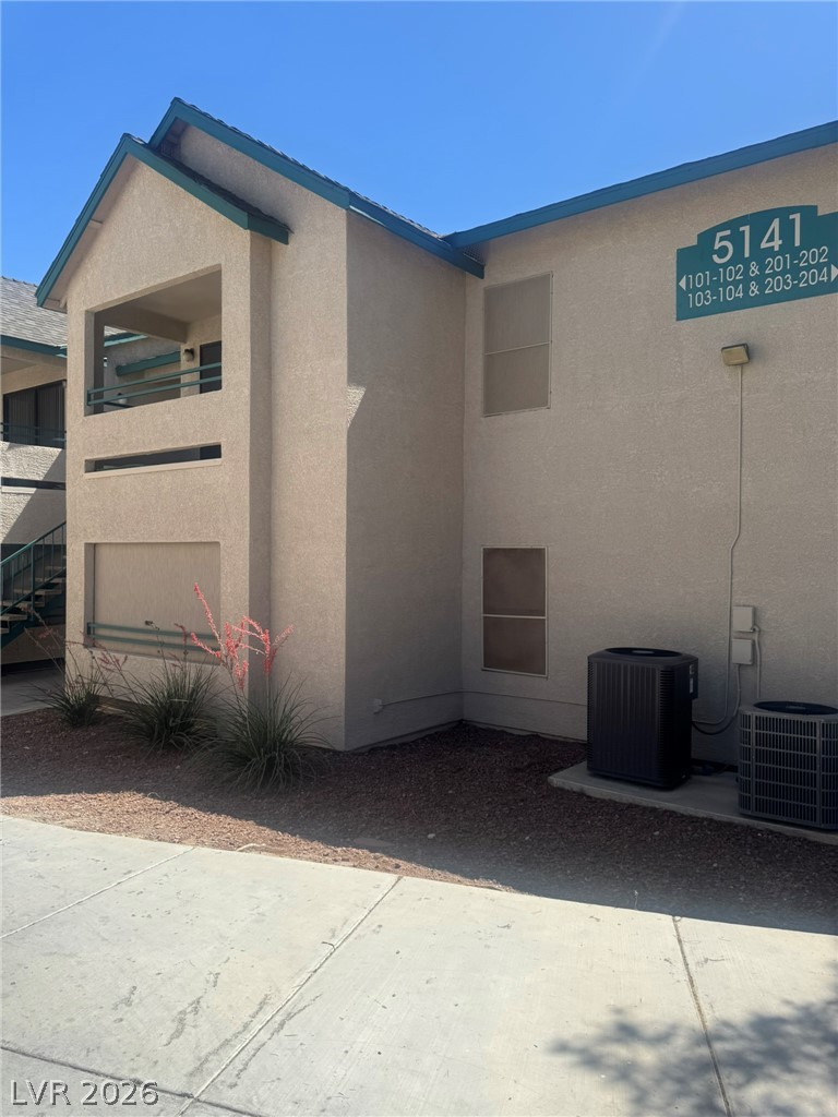 5141 Lindell Road 102