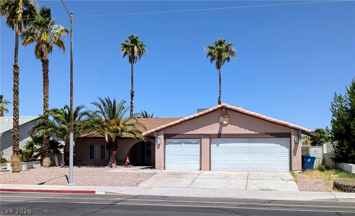 3204 Lindell Road