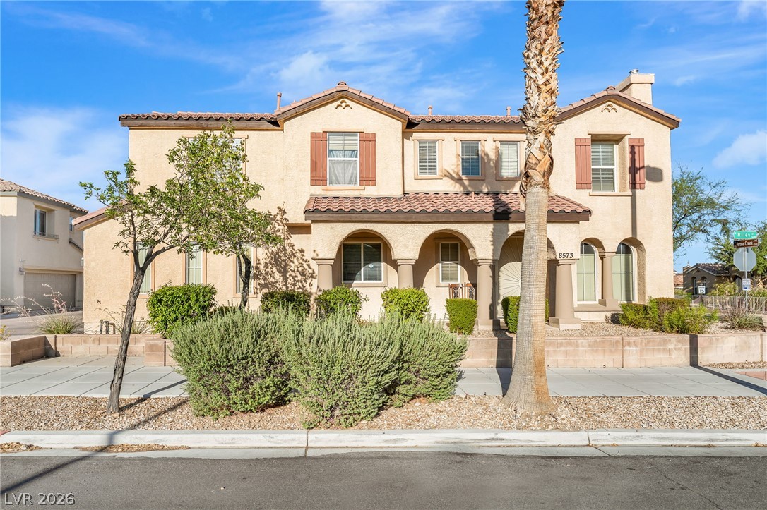 8573 Vestia Court