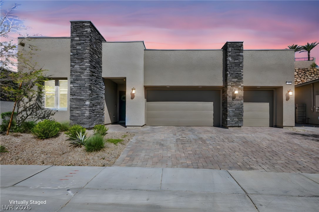64 Reverie Heights Avenue