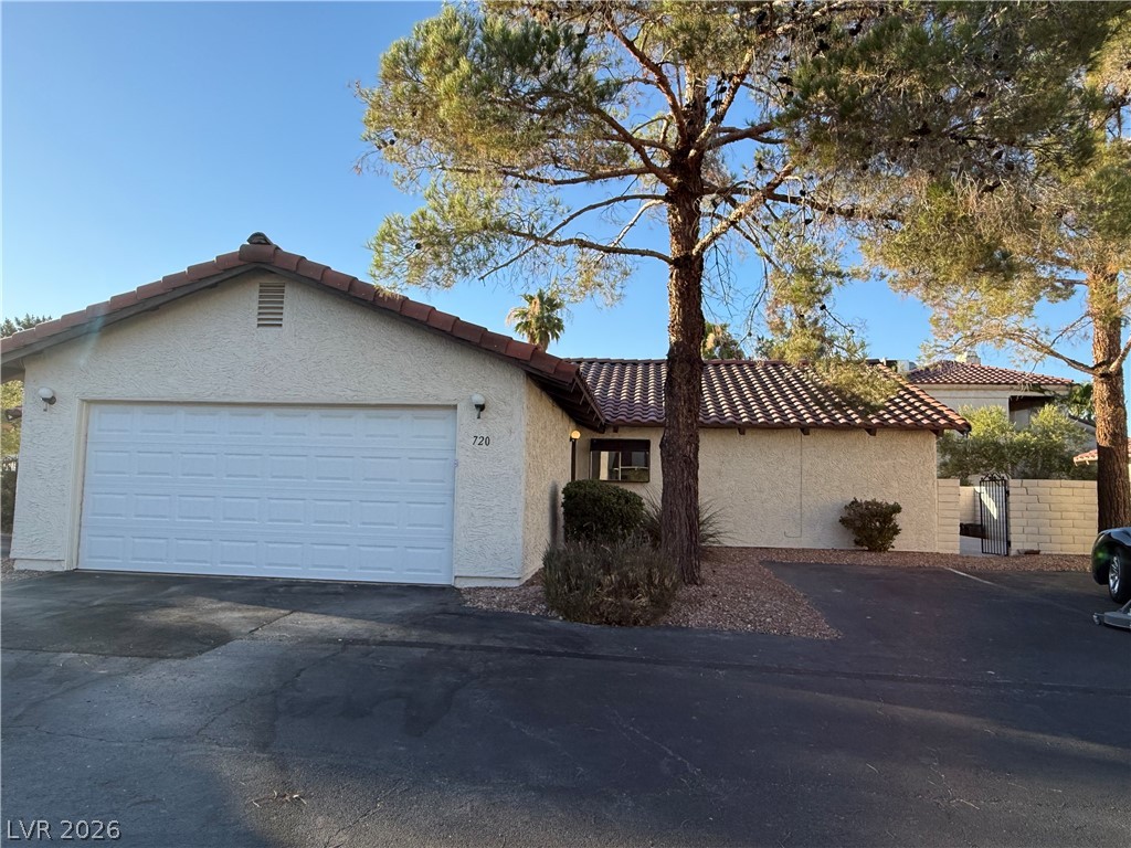 720 Sea Pines Lane