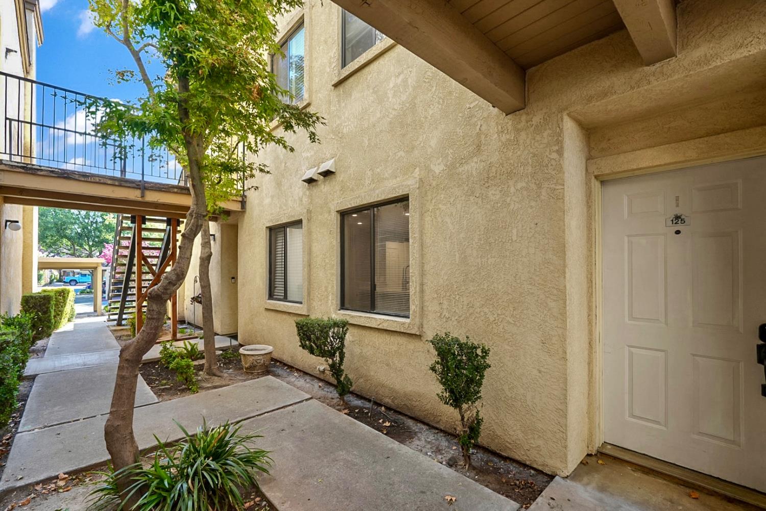 3424 Vintage Dr #125, Modesto, CA 95356-0520