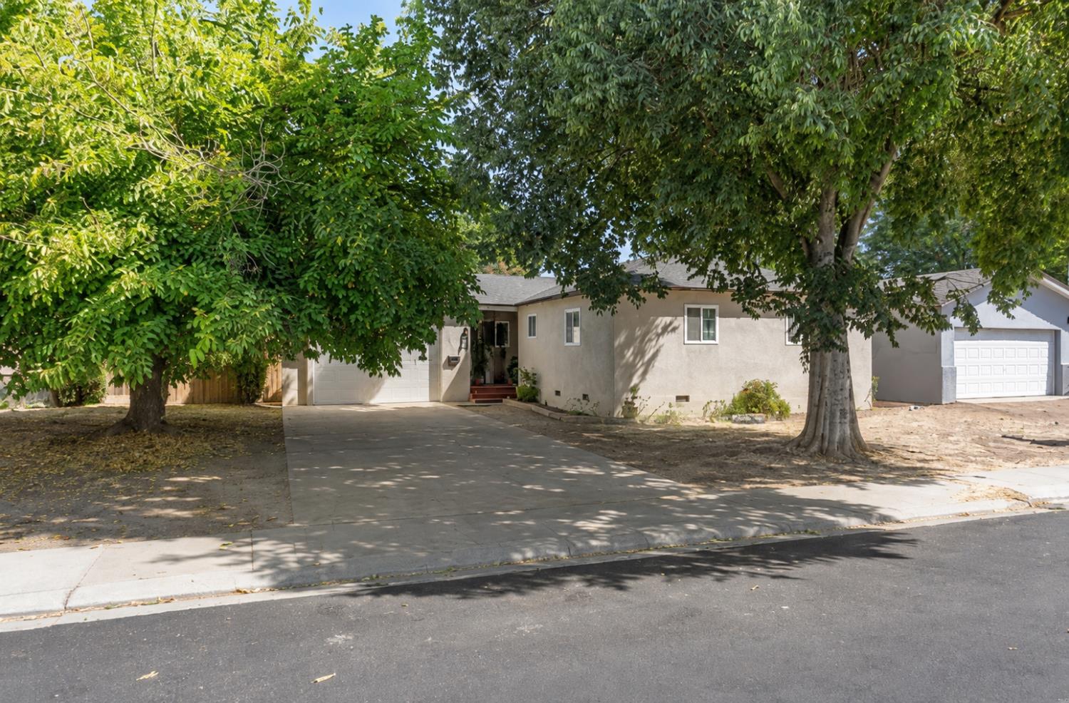 1705 Scott Ave, Modesto, CA 95350-2648