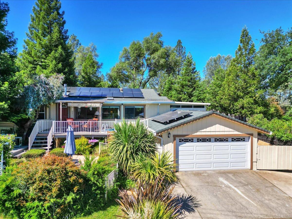 11131 Lakeshore North, Auburn, CA 95602-8048