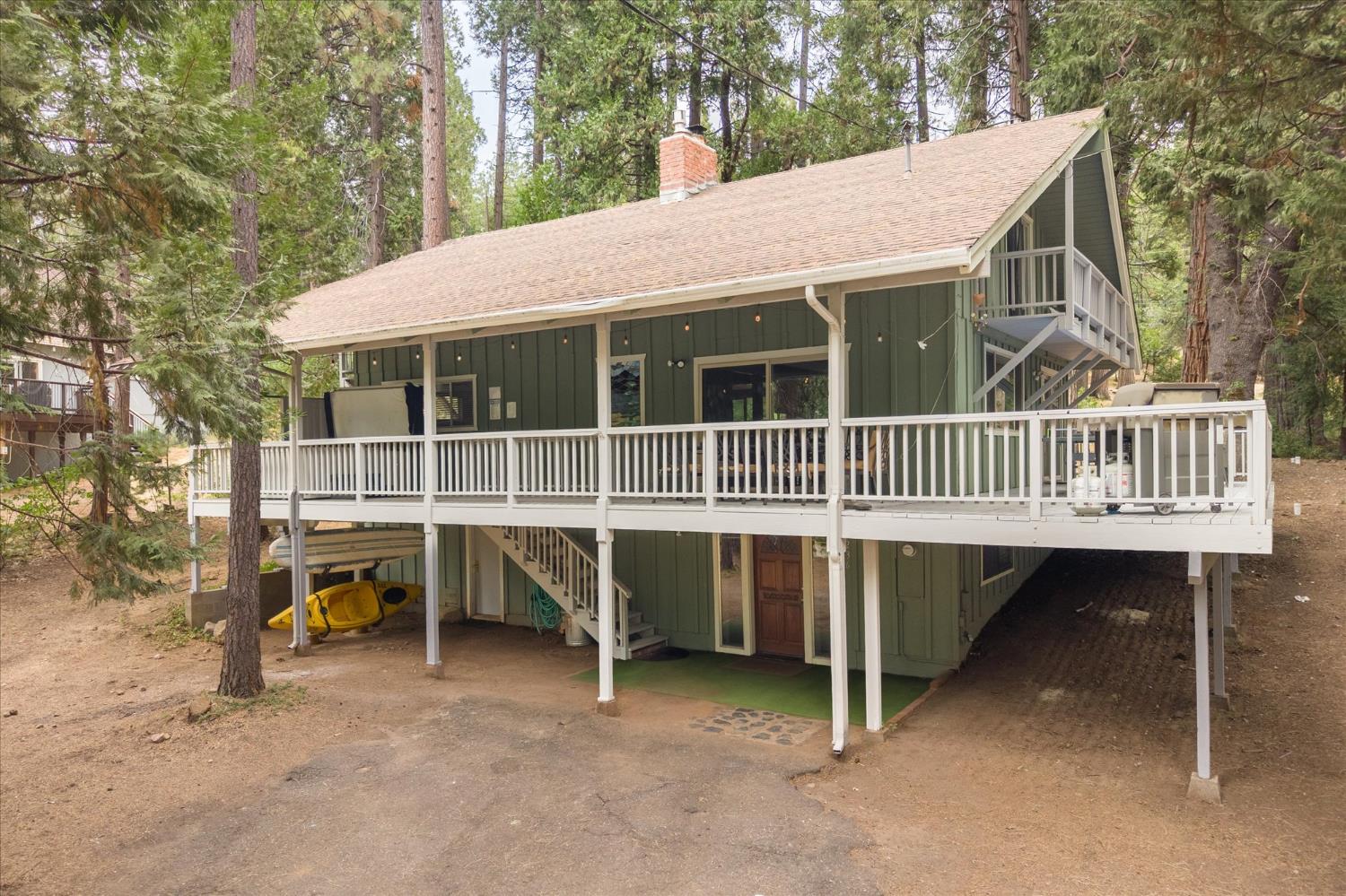 3236 Lakemont Dr, Arnold, CA 95223-7258