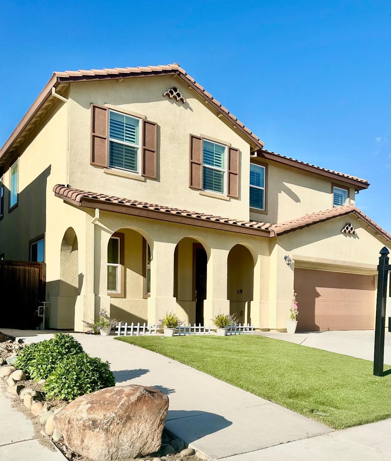 1489 Veteran St, Manteca, CA 95337