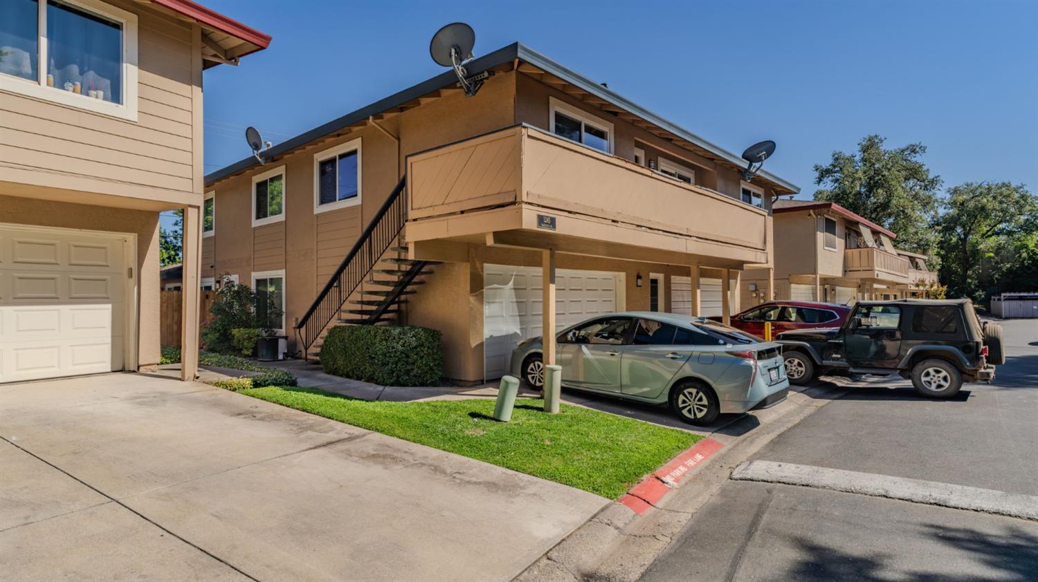5245 Manzanita Way ##4, Carmichael, CA 95608