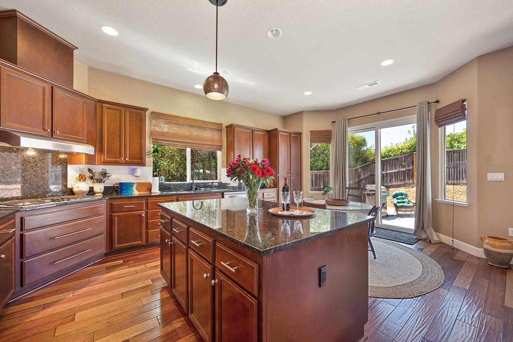 820 Kali Pl, Rocklin, CA 95765-6102