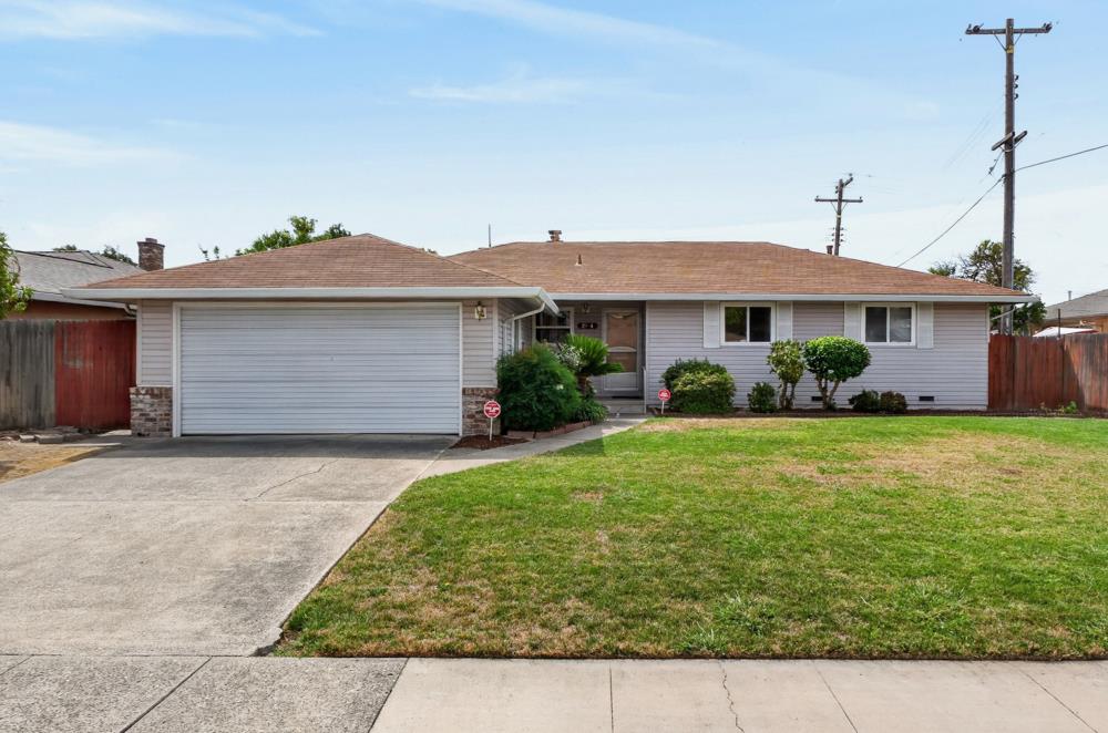 2104 60th Ave, Sacramento, CA 95822-4317