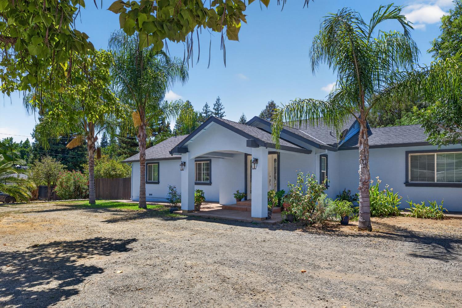 8033 Sunrise Blvd, Citrus Heights, CA 95610-1532