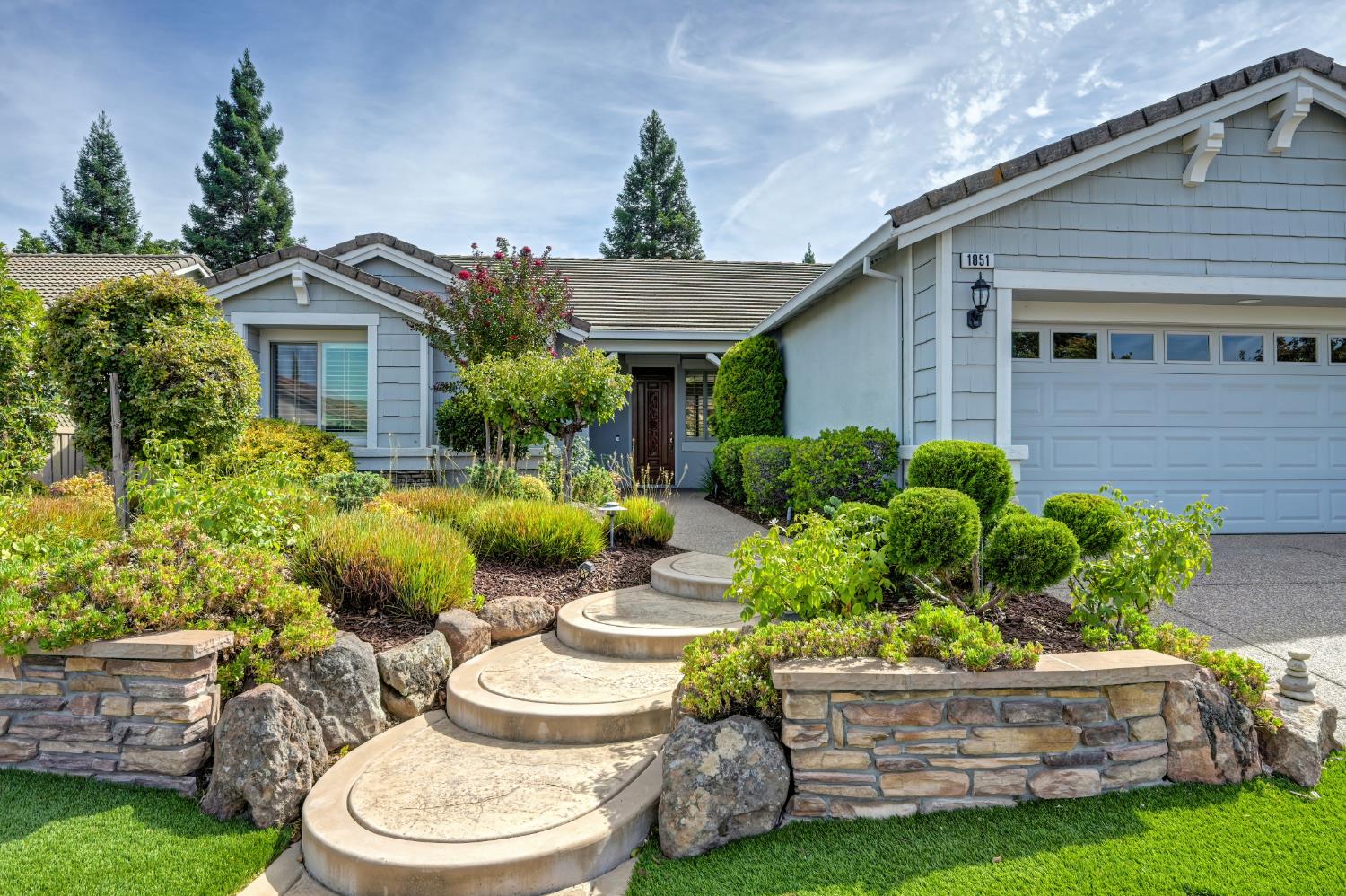 2201 Winding Way, Lincoln, CA 95648-8216