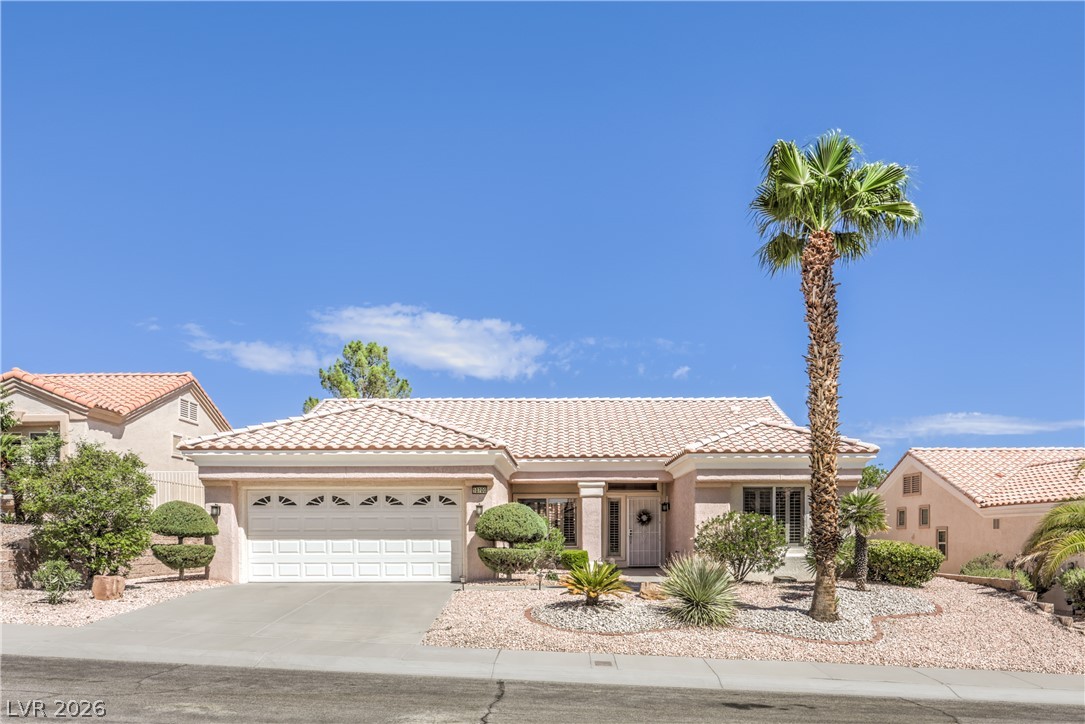 10700 Grand Cypress Avenue