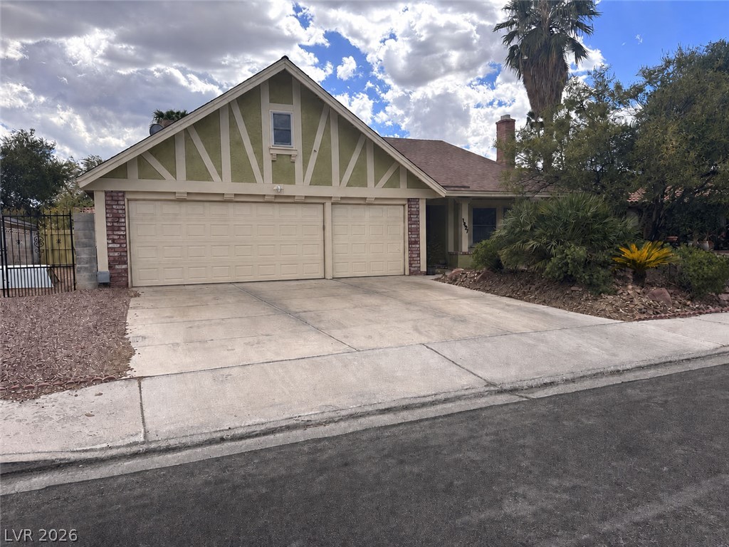 1827 NAVARRE Lane