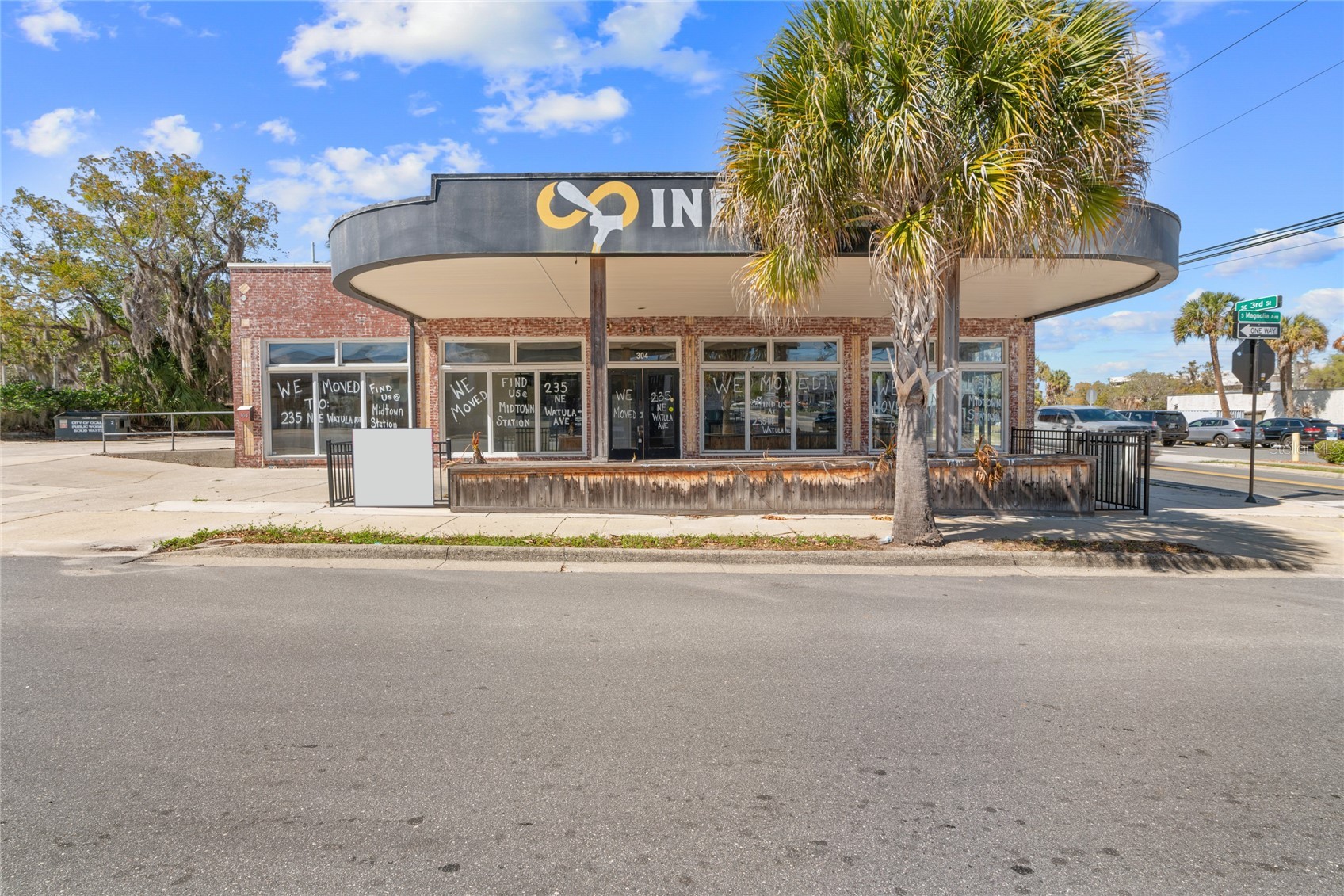 304 S MAGNOLIA AVENUE