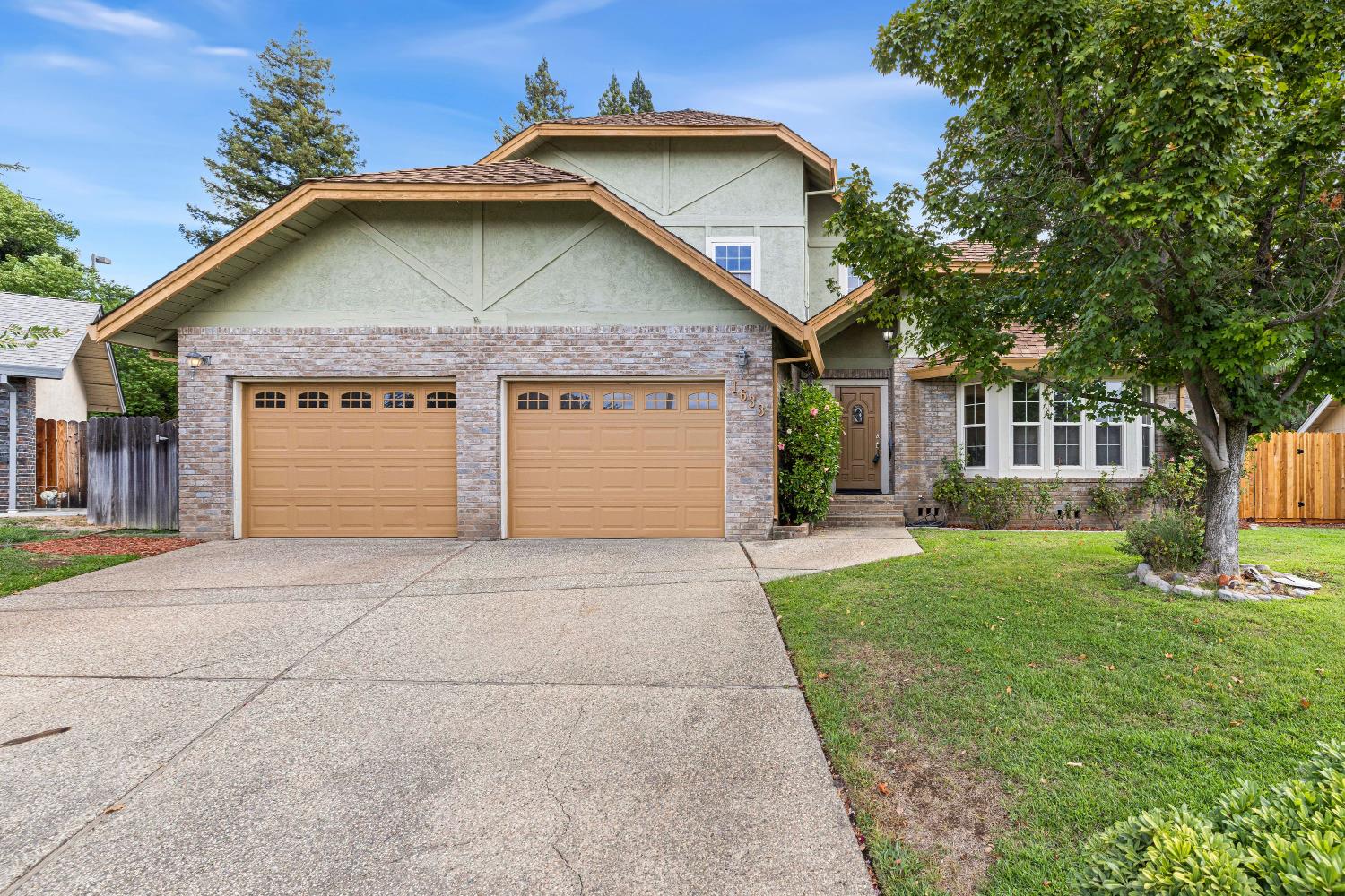 1633 Winchester Way, Roseville, CA 95661-3744