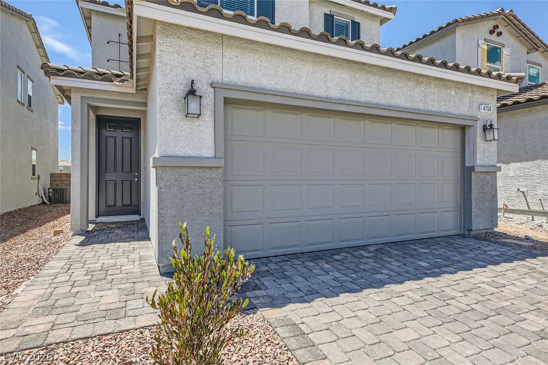 4159 Scarlet Cob Avenue