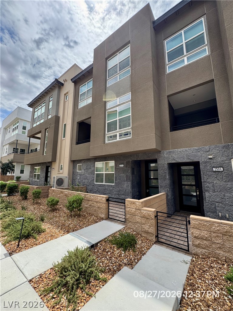 2506 Silent View Avenue
