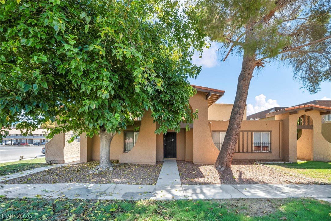 4607 Monterey Circle 1