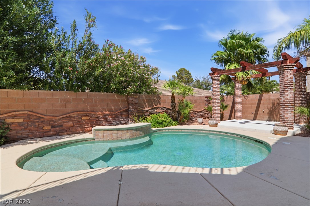 2218 Alanhurst Drive