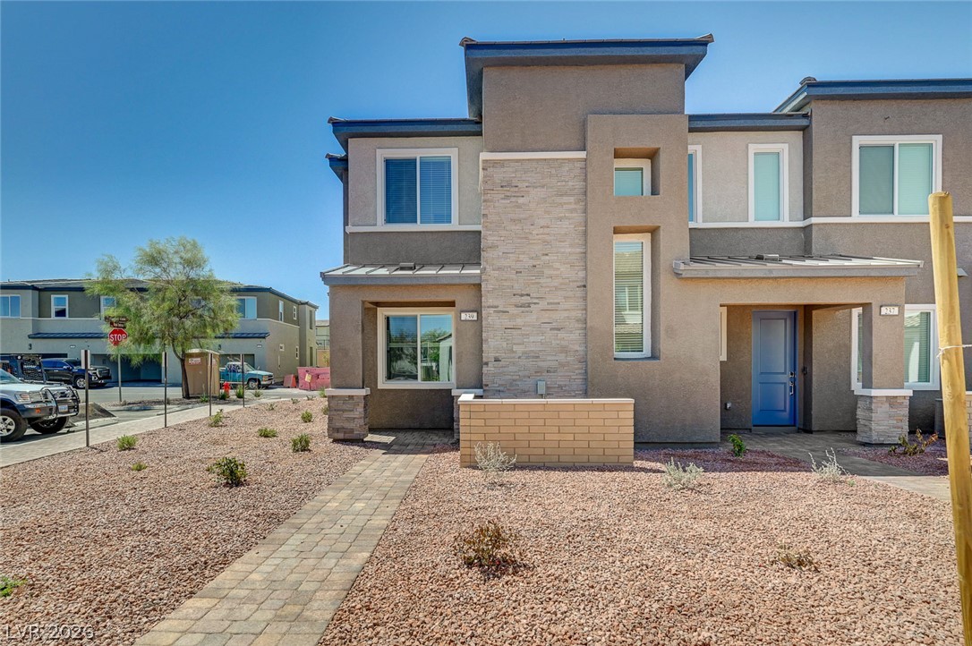 239 Freeport View Place