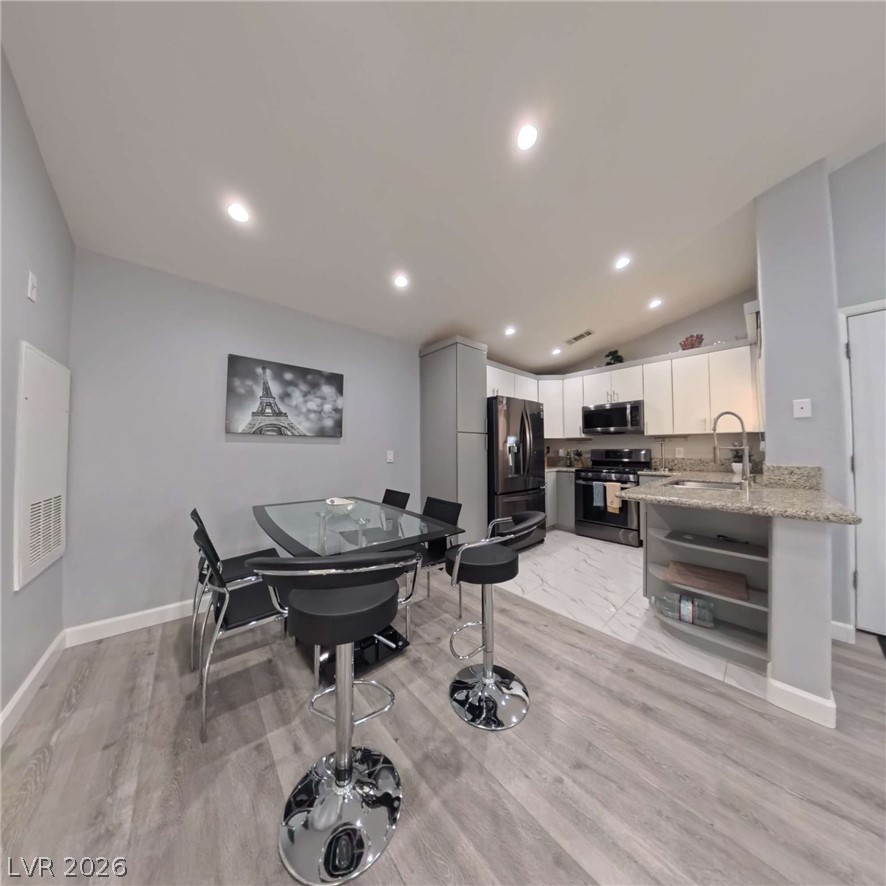 5415 West Harmon Avenue 2137