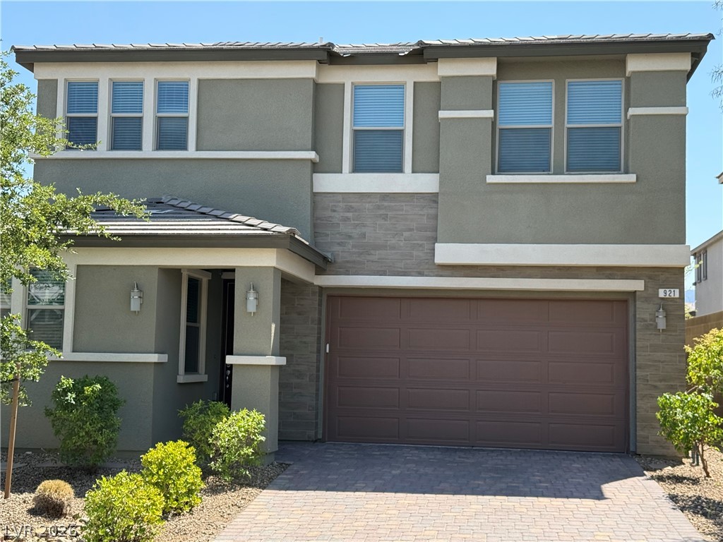 921 Riverlawn Place