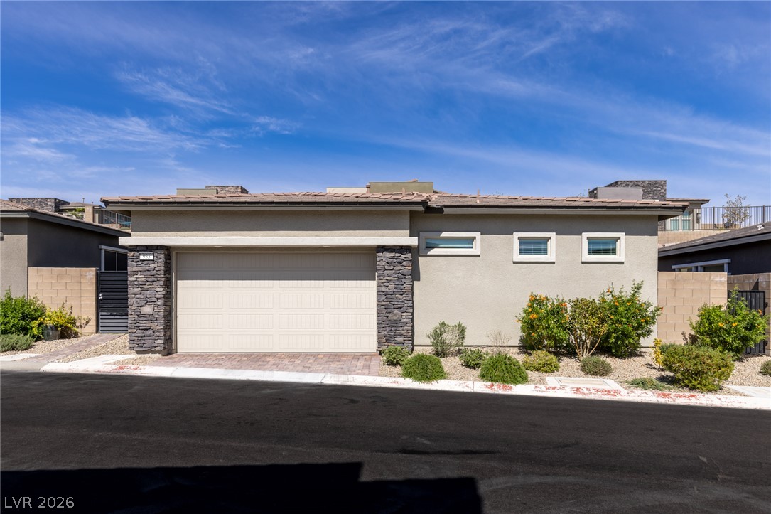 933 Belleforte Lane