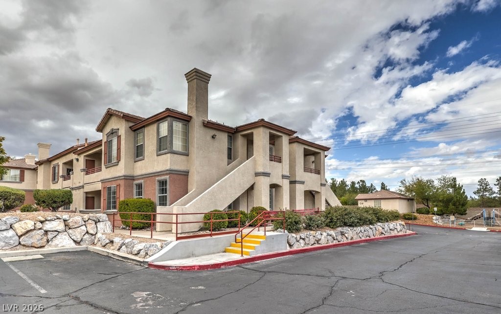 10233 King Henry Avenue 104
