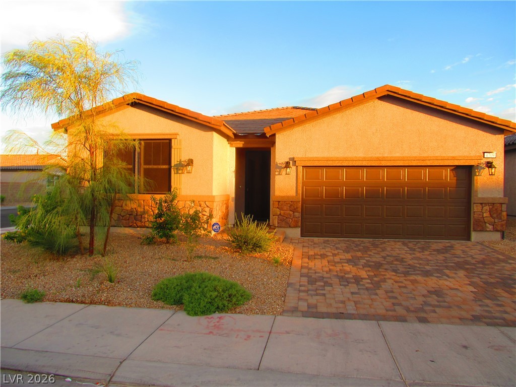 4709 Woodland Avenue