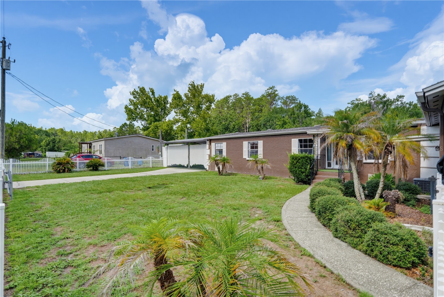 7421 HENRY DRIVE