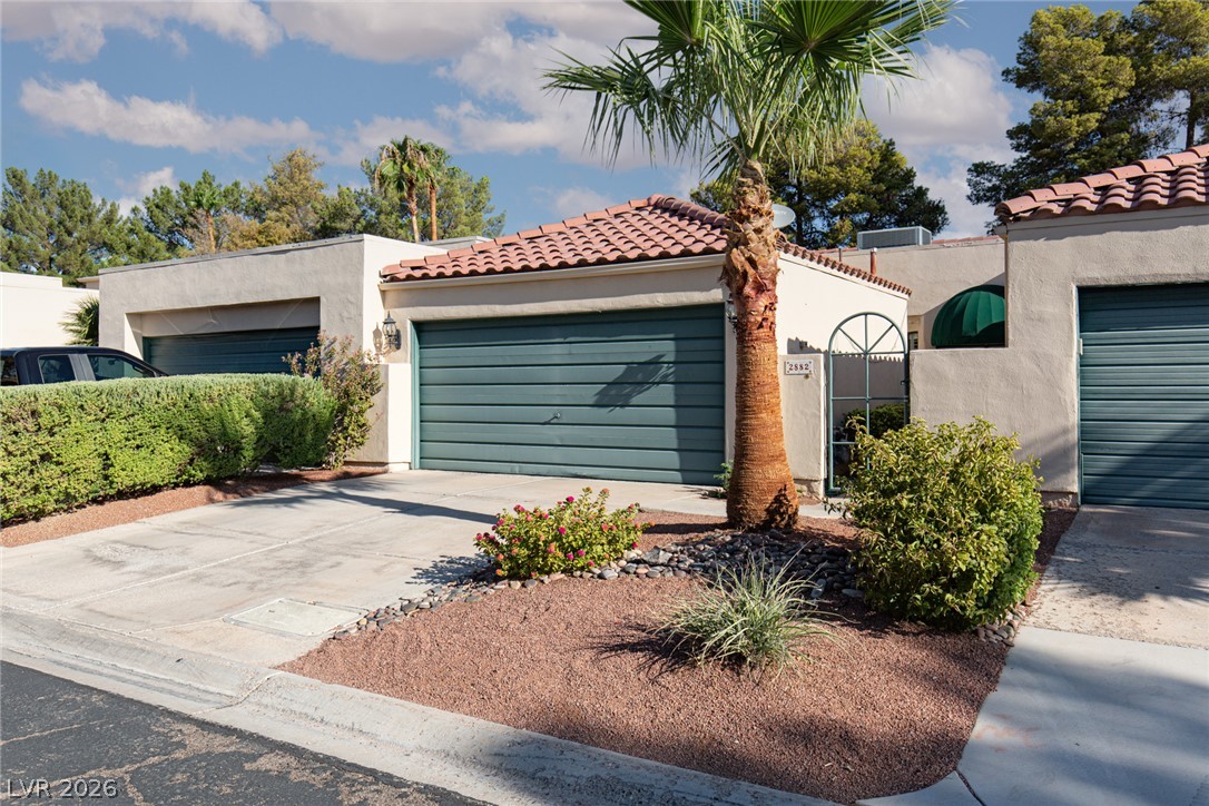 2882 Bridgepointe Drive