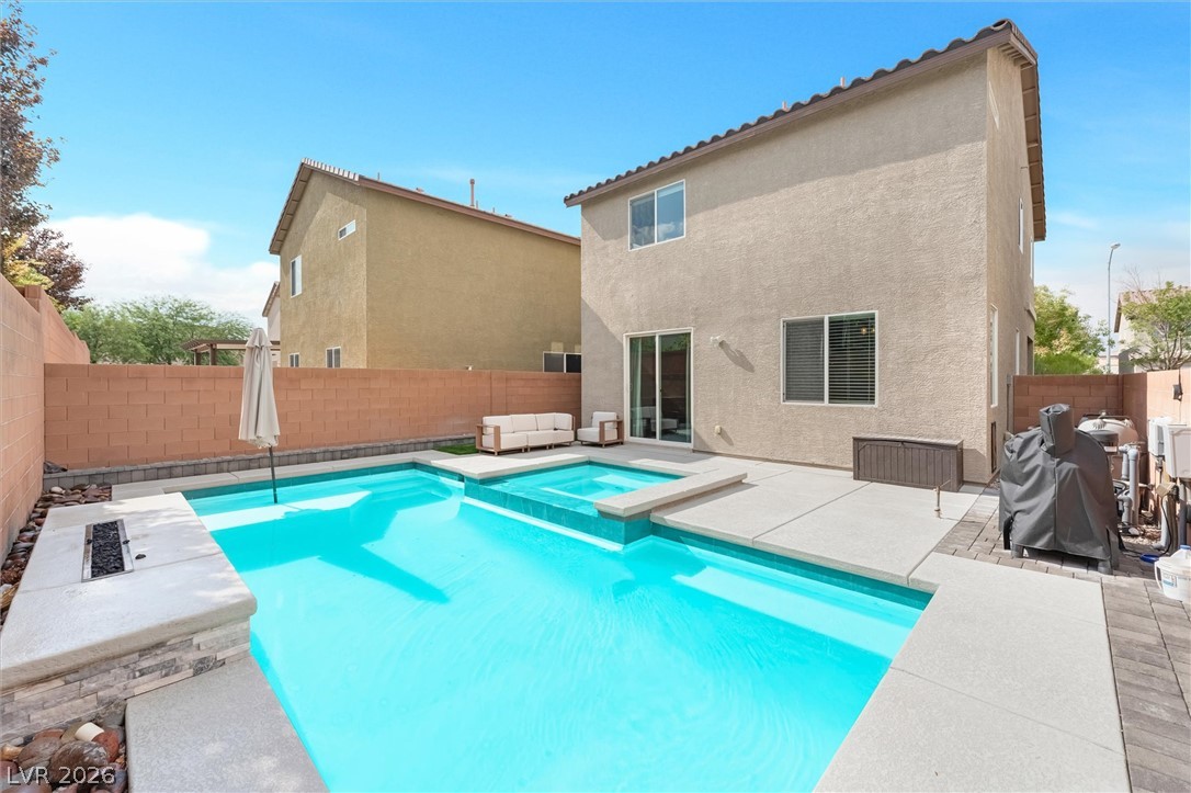 8287 Nebula Cloud Avenue