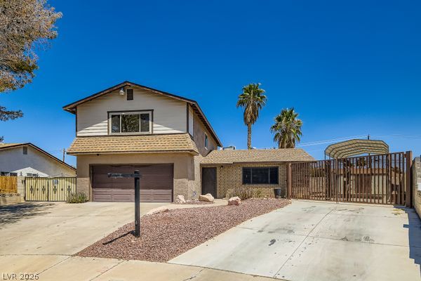 733 Strawberry Place