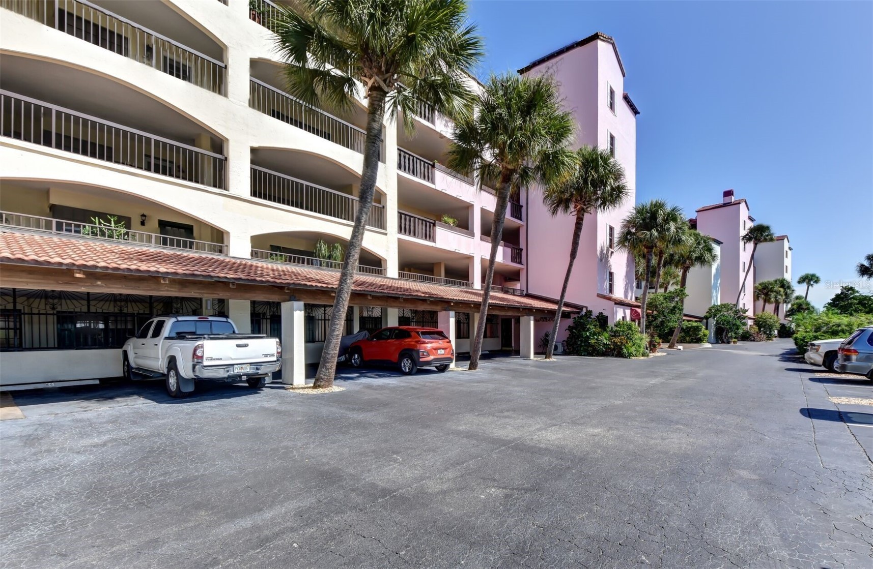 746 MARINA POINT DRIVE 7460