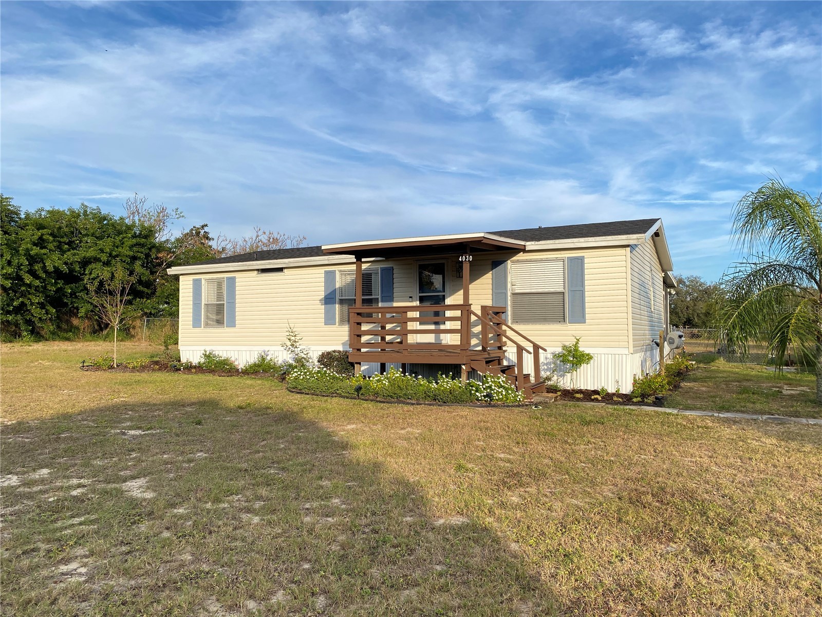 4030 ROLLING HILLS COURT W
