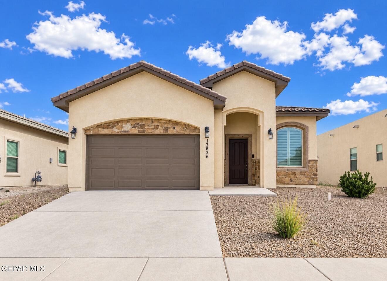 13636 Matfen Avenue, El Paso, TX 79928