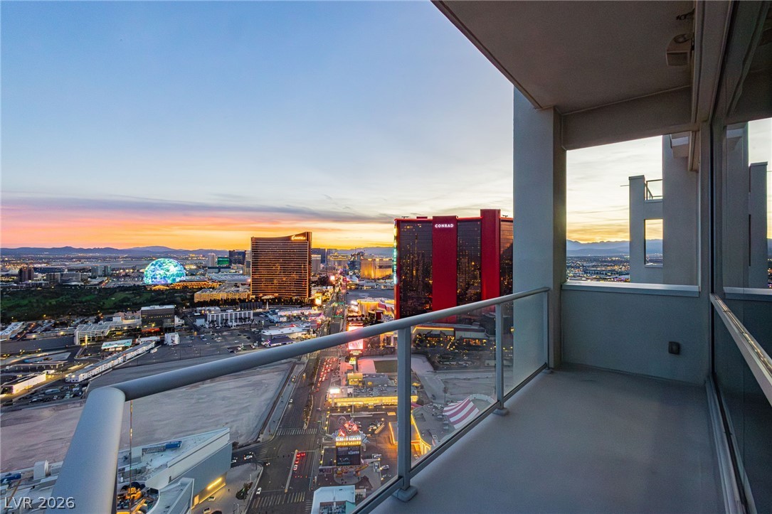 2700 Las Vegas Boulevard 4203