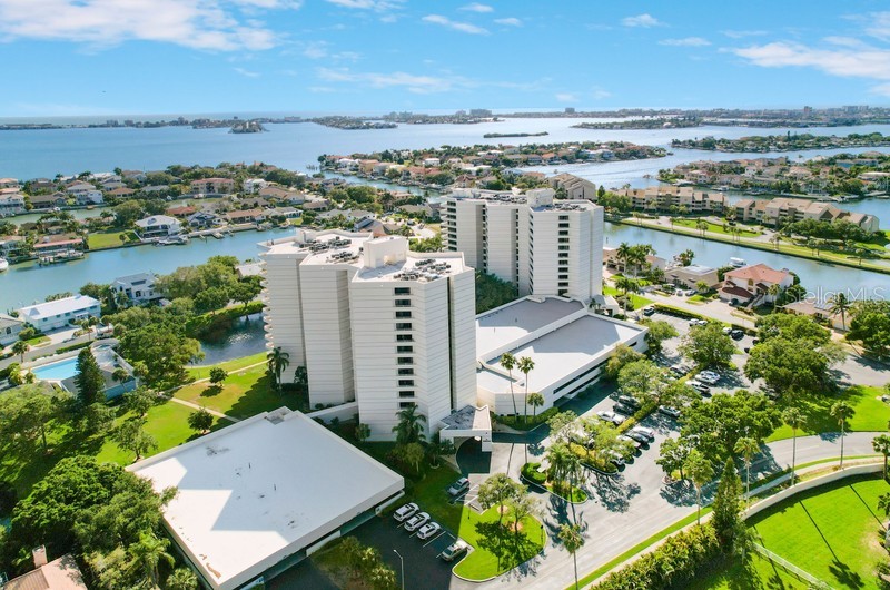 5940 PELICAN BAY PLAZA S 1105