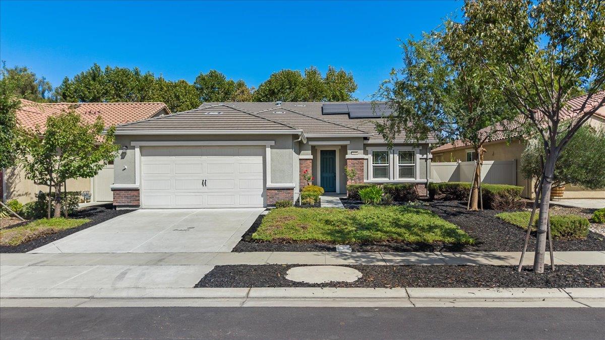 2636 Glen Echo Ln, Manteca, CA 95336-8390