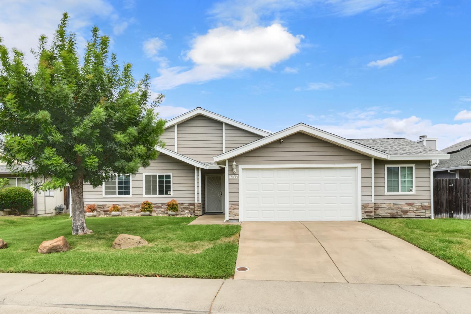 8217 Cottonfield Way, Sacramento, CA 95828-4415