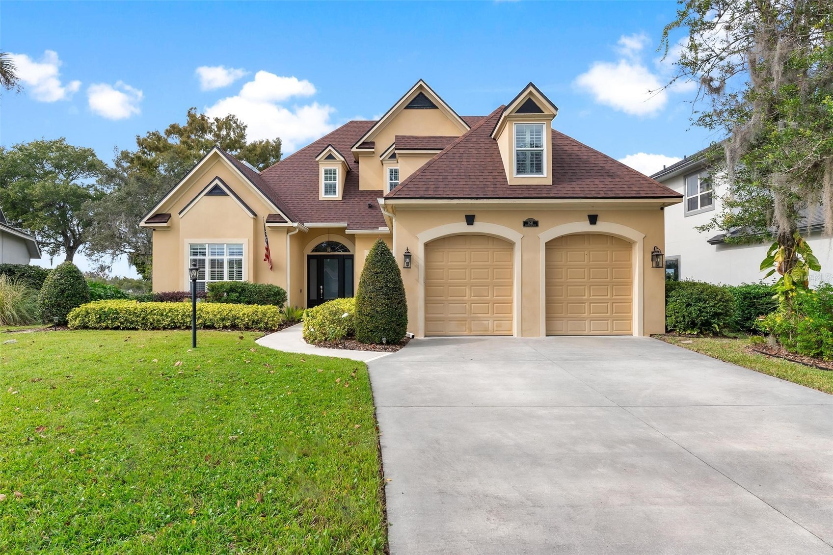 1641 EDGEWATER DRIVE