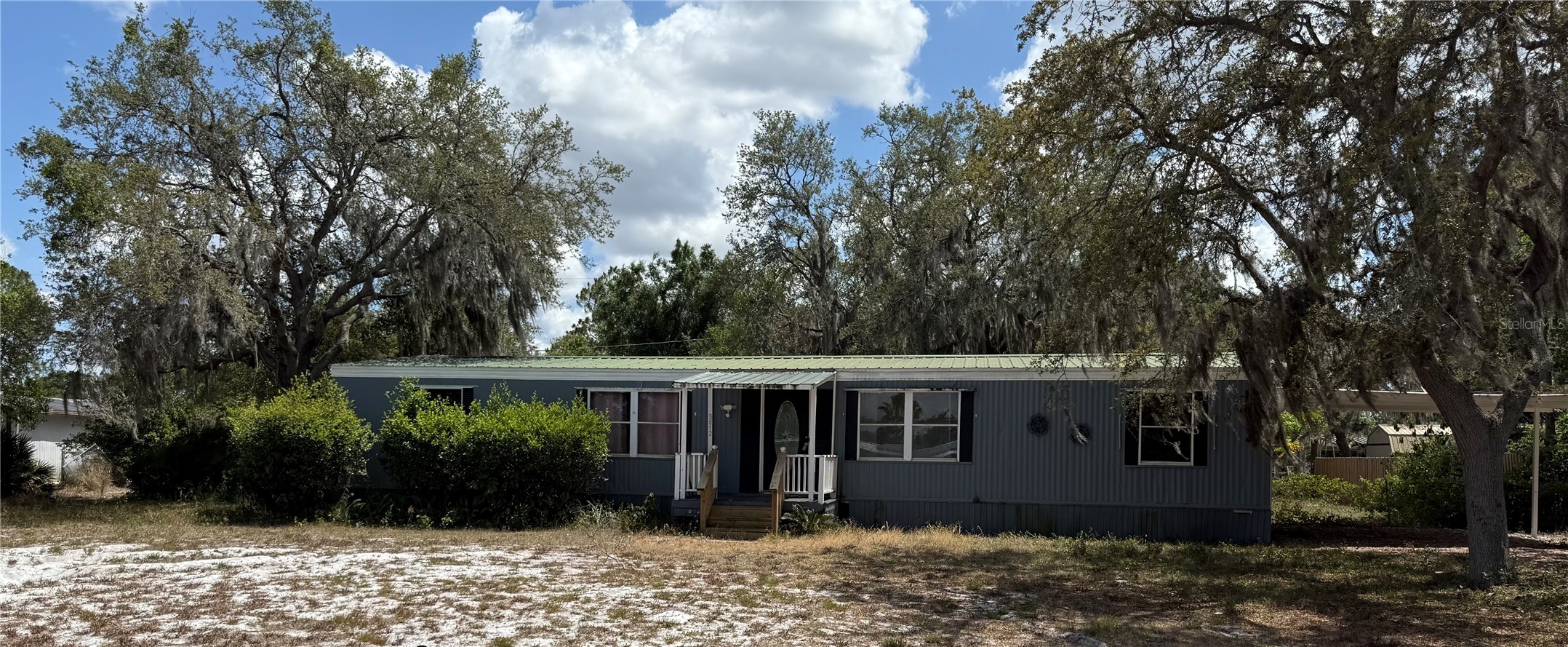 5812 RED FOX DRIVE