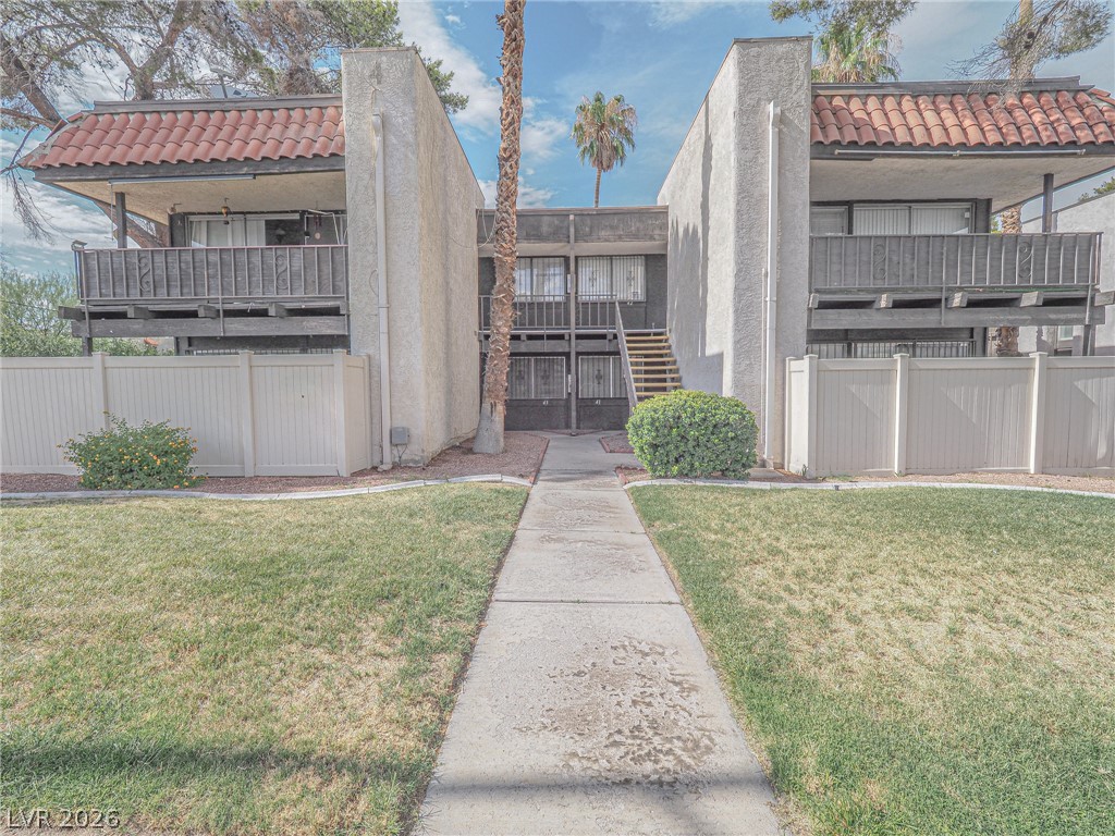1370 Vegas Valley Drive 44