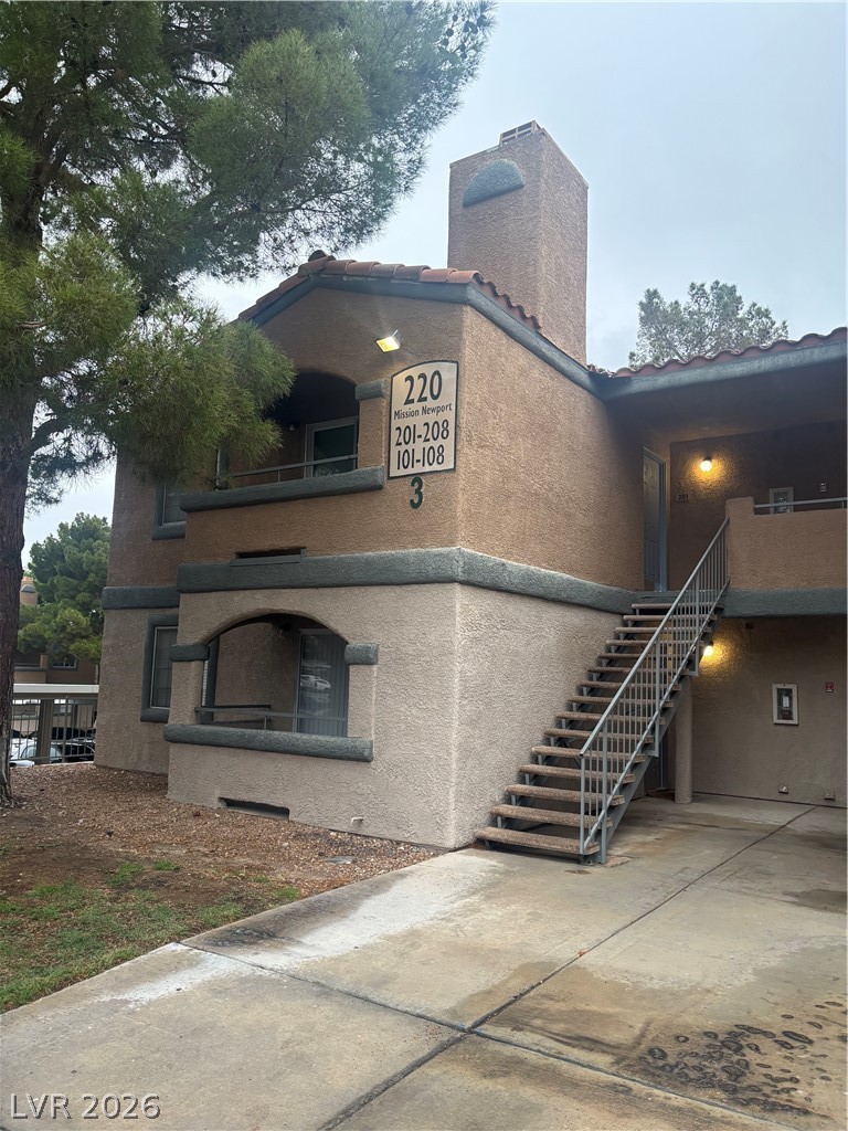 220 Mission Newport Lane 201
