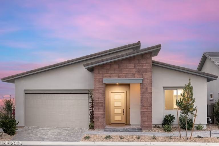 1012 Solaire Court