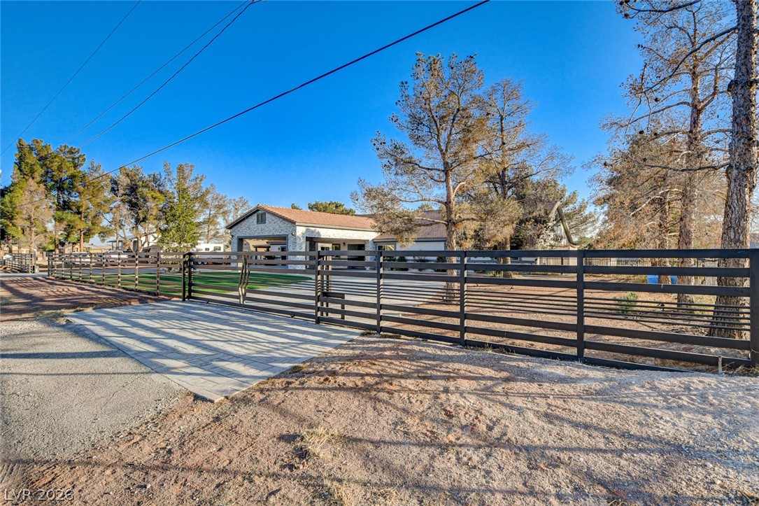 5353 Dorrell Lane