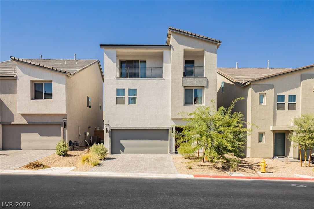 10417 Rose Palisade Street