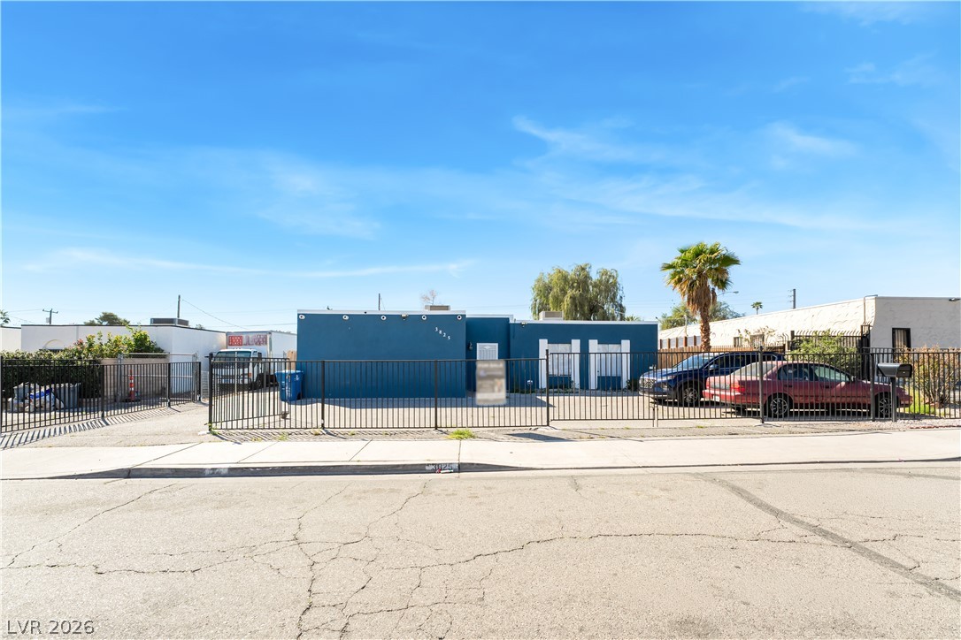 3825 Raymert Drive