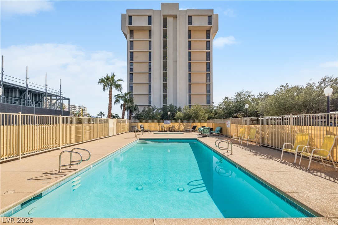 3930 University Center Drive 809