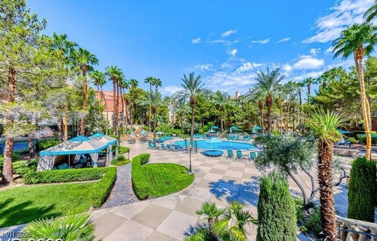 210 East Flamingo Road 137